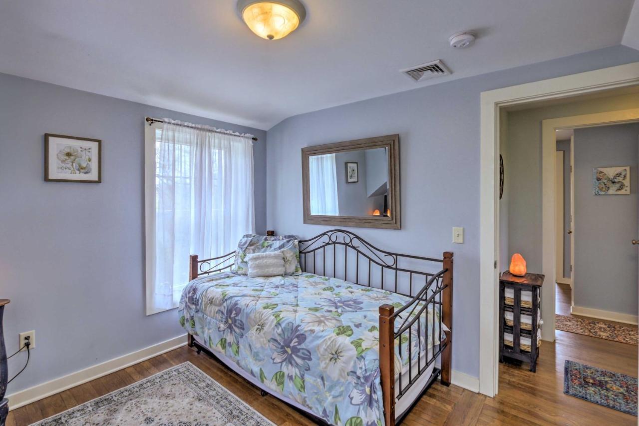 Remodeled Farmhouse In Waterford Near 2 Beaches! Ngoại thất bức ảnh